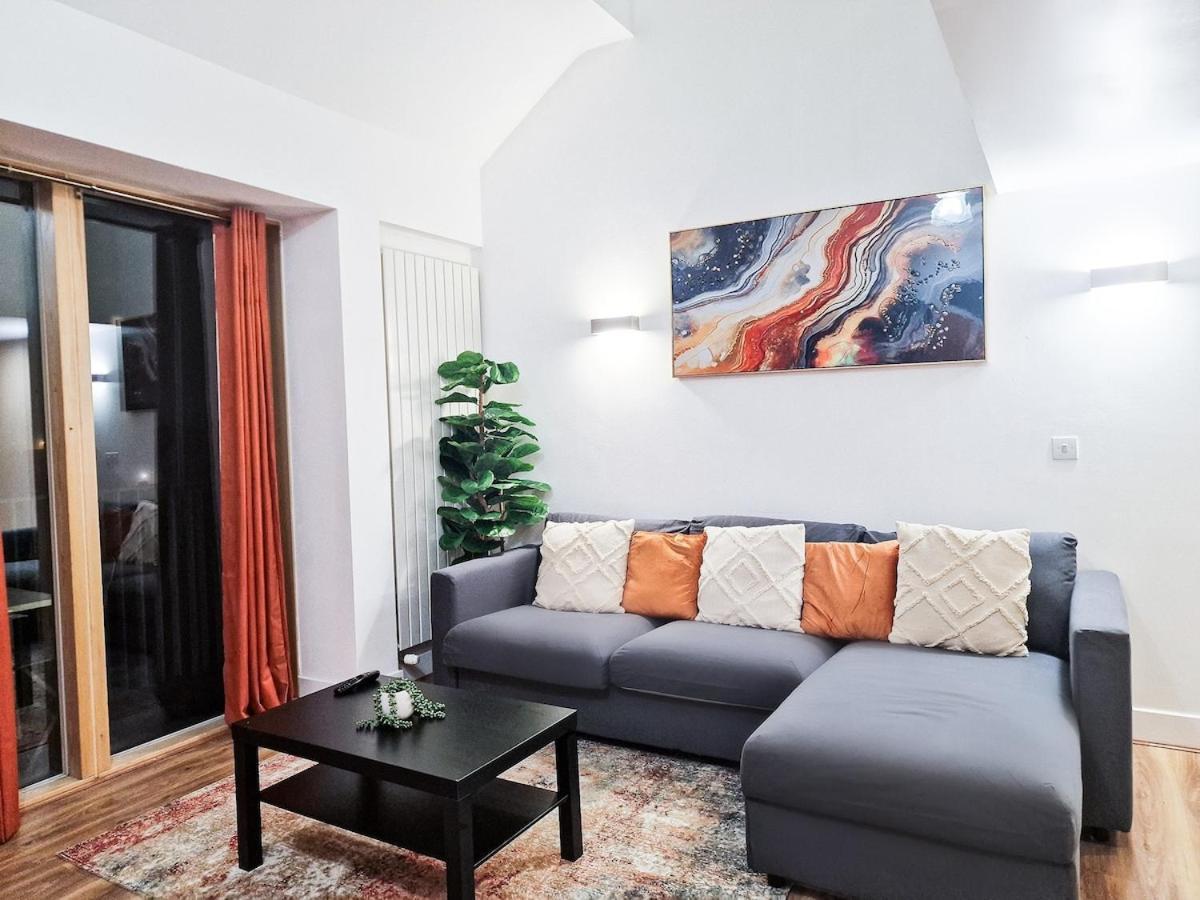 Luxury Waterfront Property With Free Parking Coventry Buitenkant foto