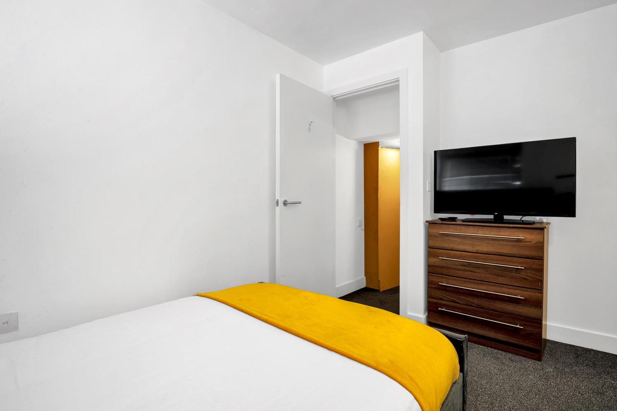 Luxury Waterfront Property With Free Parking Coventry Buitenkant foto